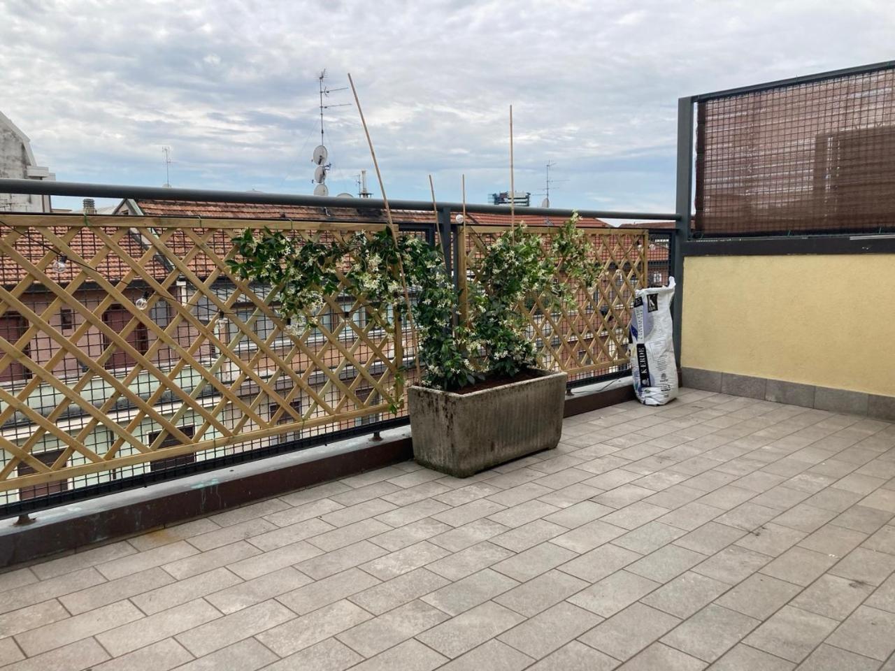 Monolocale Con Ampio Terrazzo * Mailand