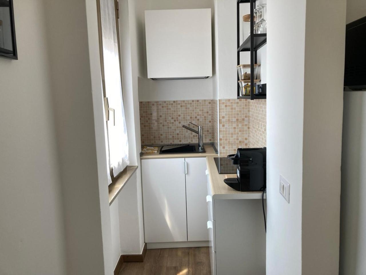 Monolocale Con Ampio Terrazzo Mailand
